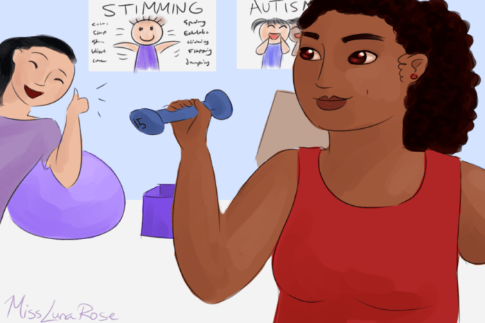 900px-Disabled-Woman-Lifts-Weights-at-Therapy